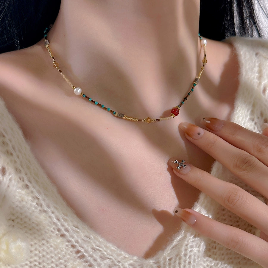 ミニマリストのカラフルなエスニックスタイルのビーズネックレス