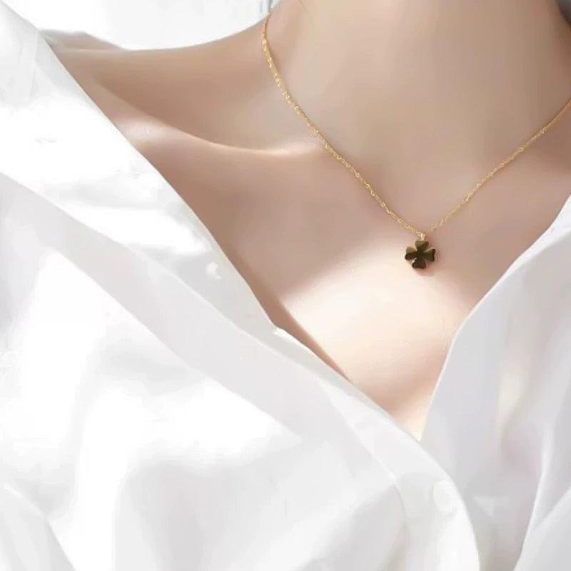 クローバー１８K