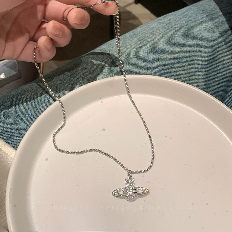 Saturn shine