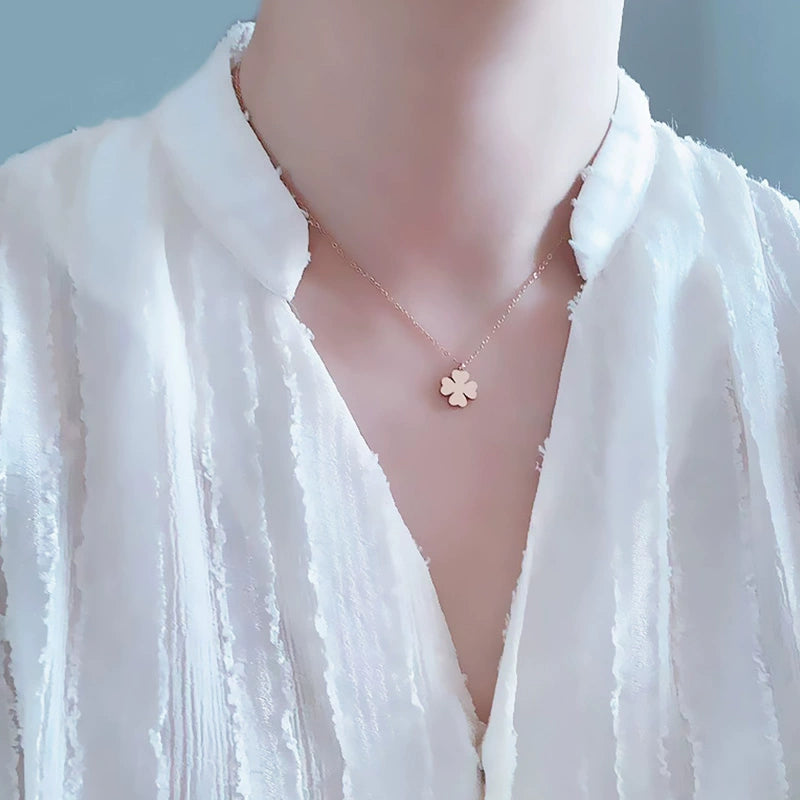 クローバー１８K